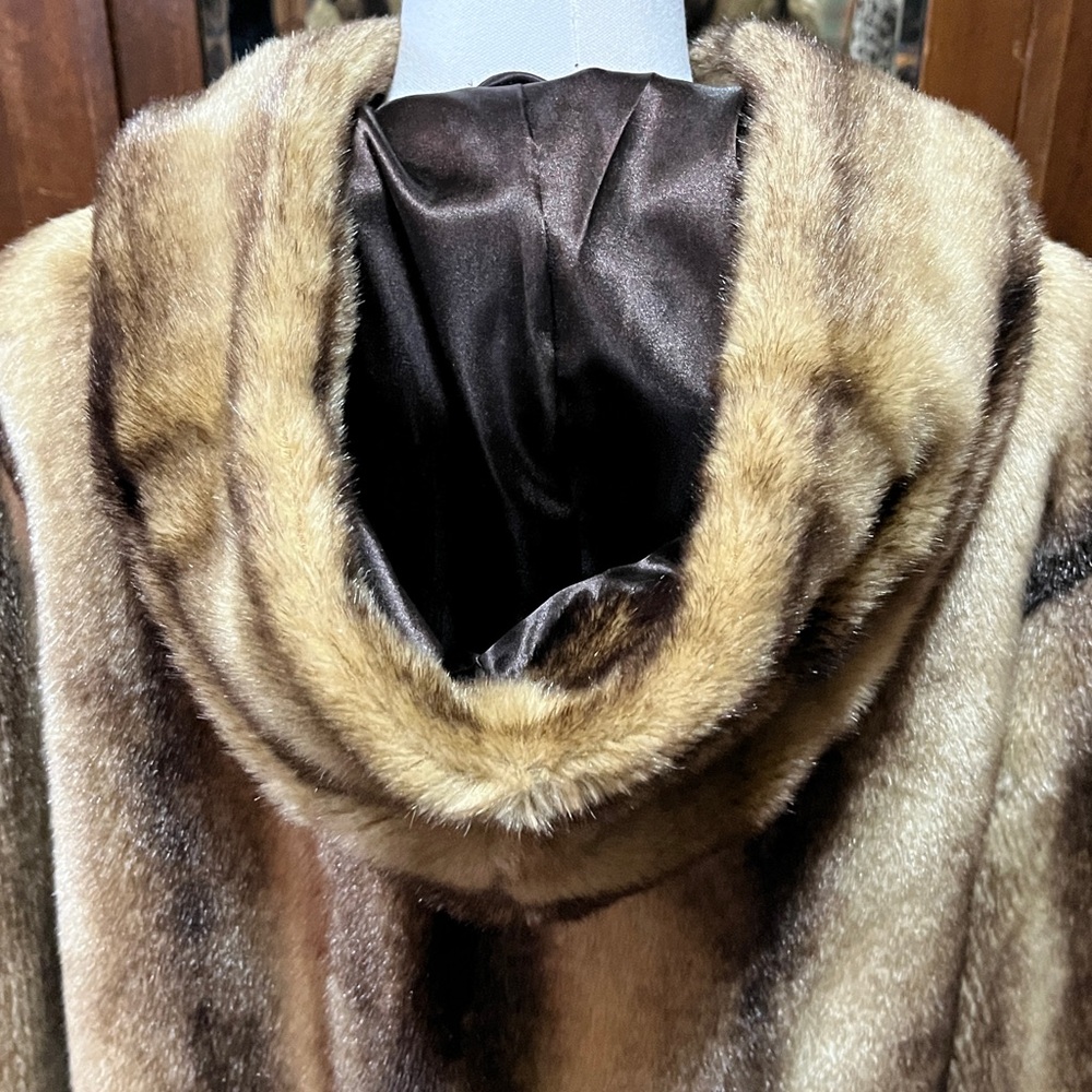 Incognita size Large vintage hooded faux Fur Coat - Picture 5 of 6